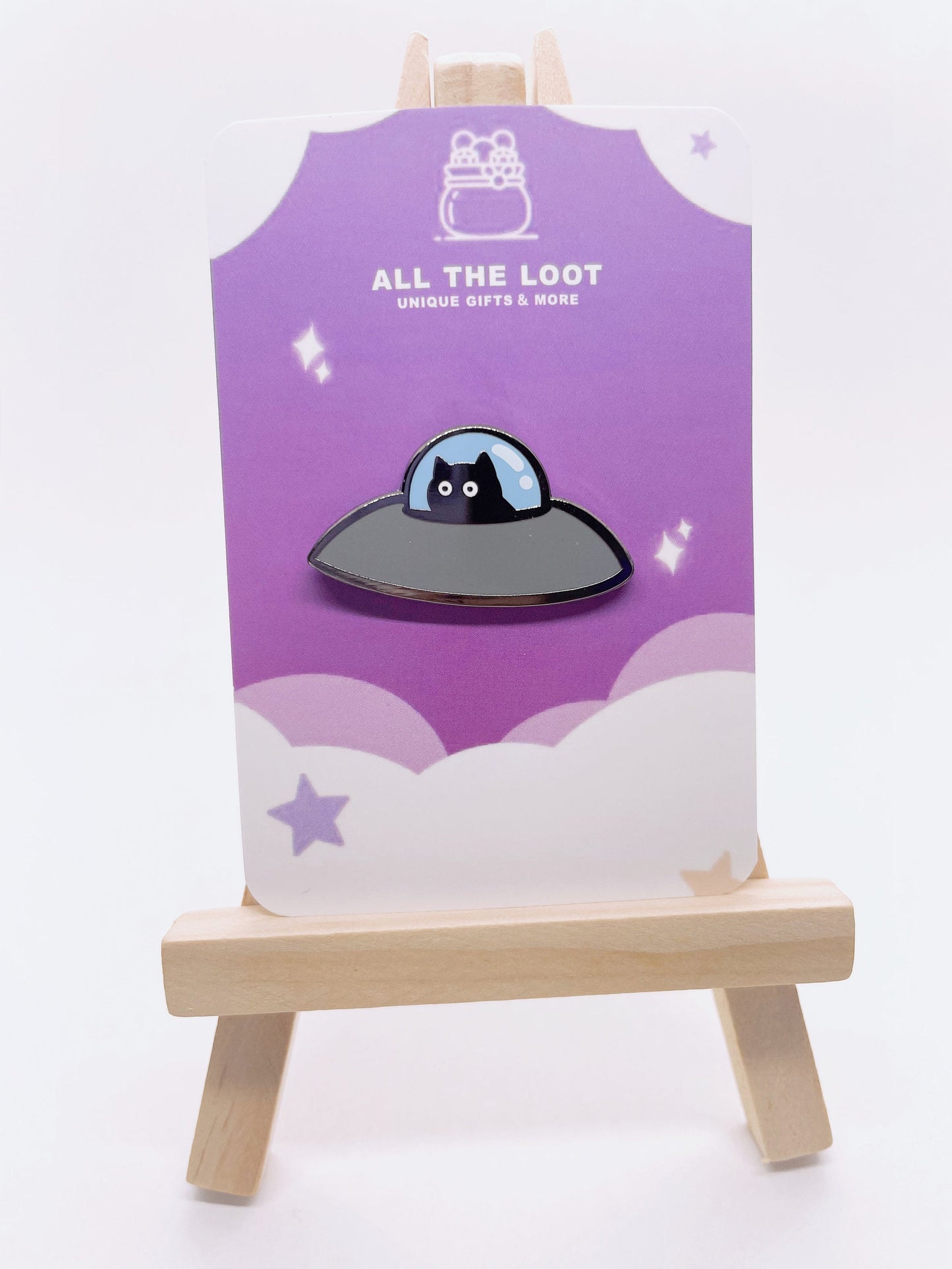 UFO cat pin