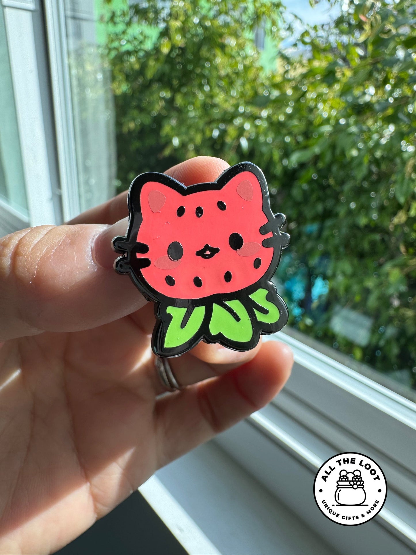 Strawberry cat pin, Meowberry