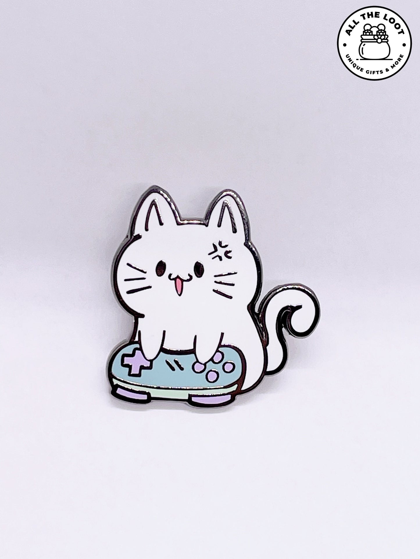 Angy Gamer cat pin